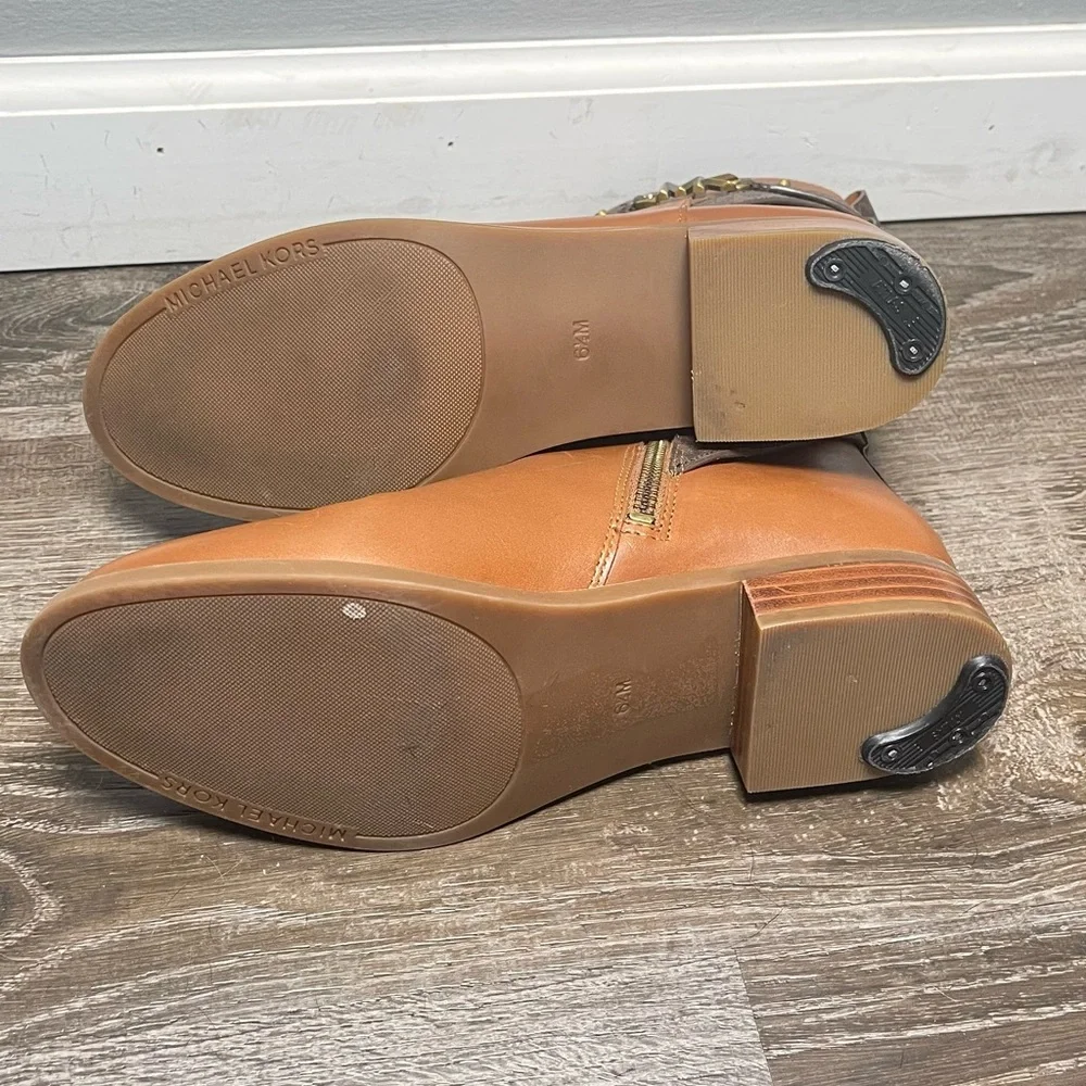 Michael Kors Women's Farrah Flat Brown‎ Ankle Booties Size 6.5